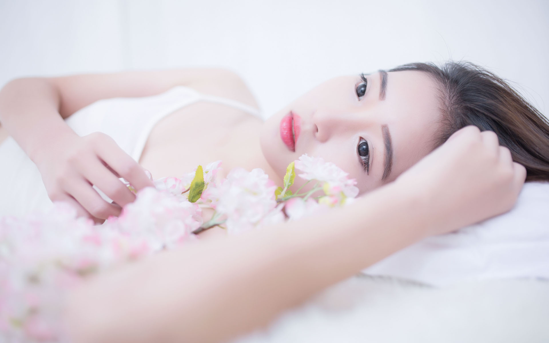 广州新增心理科普馆 AI检测机3秒生成“情绪心电图”